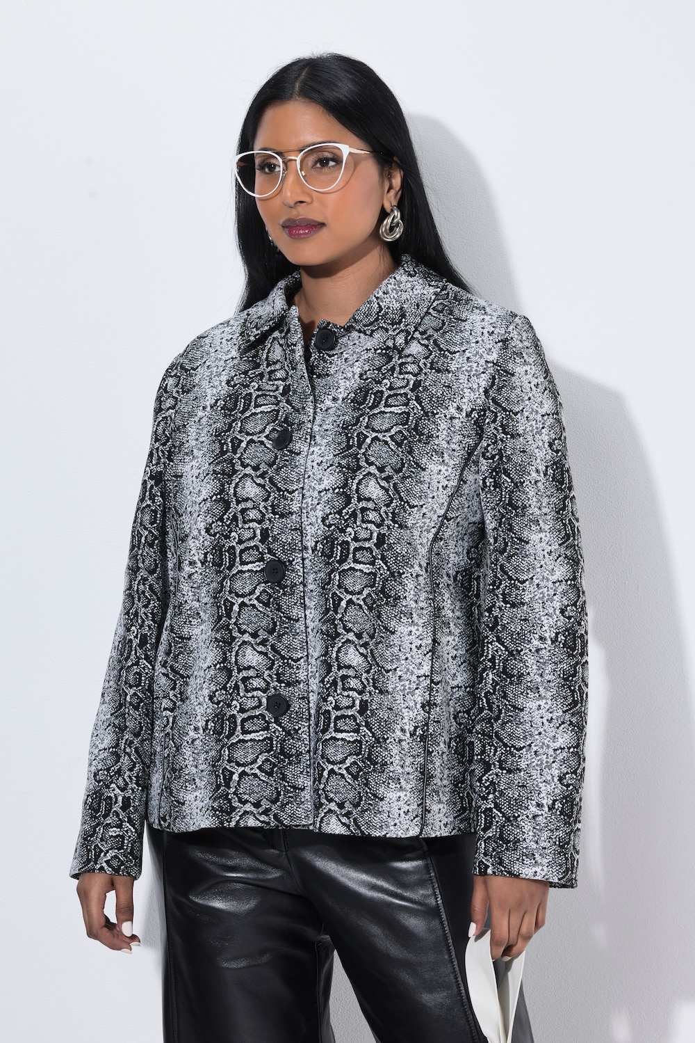 Jacquard-Strickjacke, Schlangen-Design, Hemdkragen