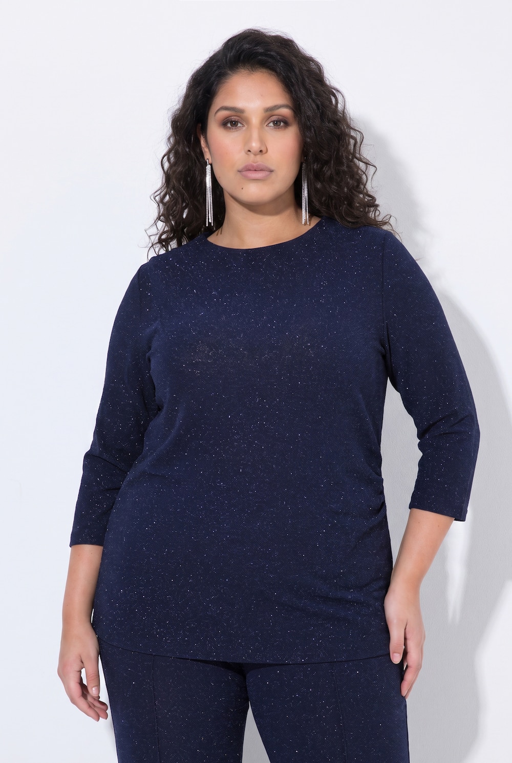 Bluse, draperet med glitter rund hals og 3/4-ærmer
