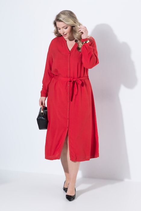 Robe midi avec ceinture à nouer, patte de boutonnage et manches longues, coupe évasée