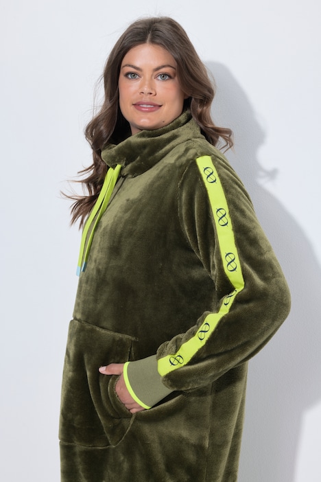 Teddy-Kleid, Stehkragen, Langarm