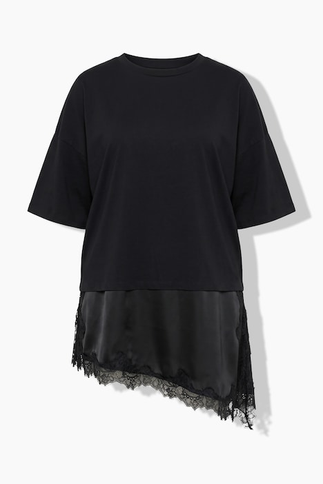 T-shirt, oversized form, satin og blonder forneden
