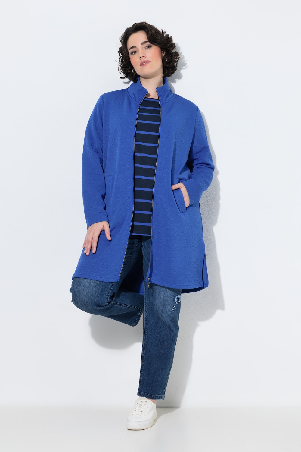 Long-Sweatjacke, Leomuster, Stehkragen, Langarm