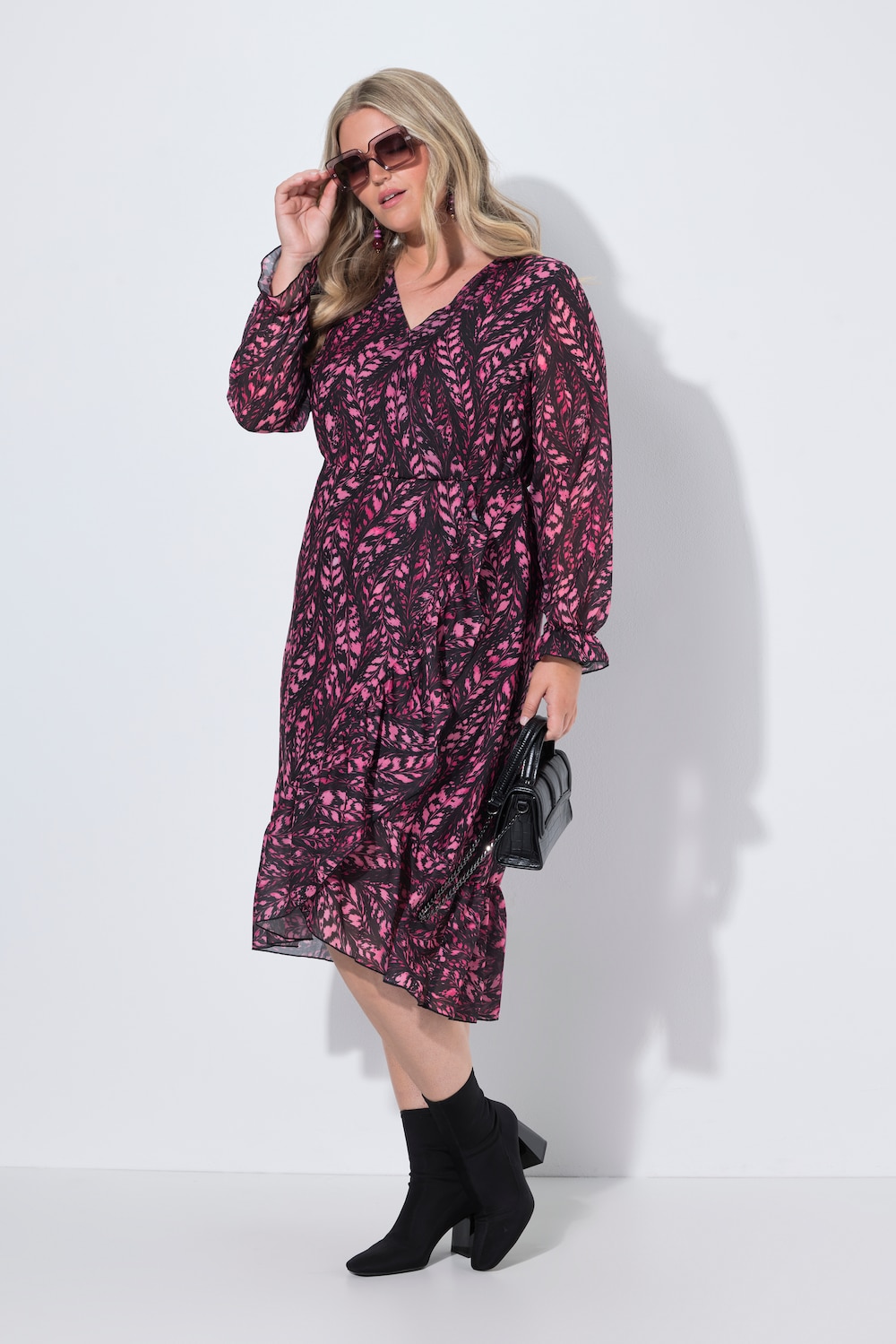 Midi-Chiffonkleid, Wickeloptik, A-Linie, Alloverprint
