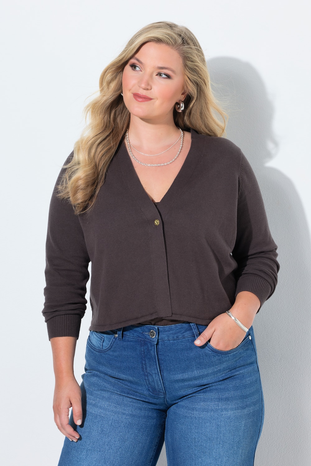 Strickjacke, Straight Fit, Schmuckknopf, Langarm