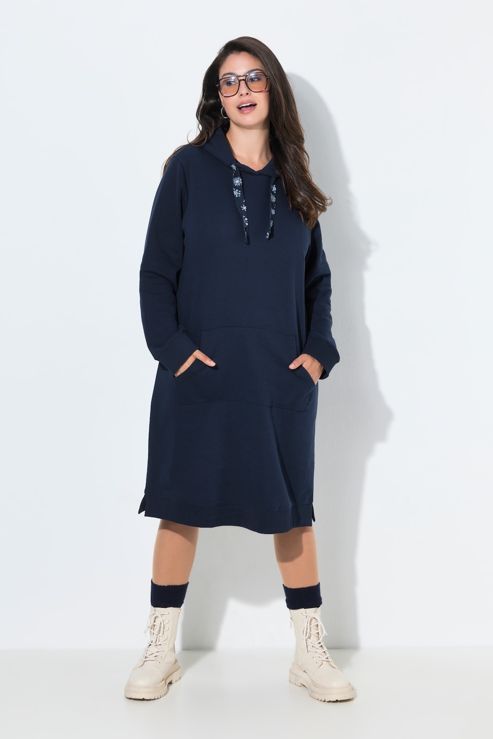 Sweatkleid, Kapuze, bedruckte Bänder, Langarm
