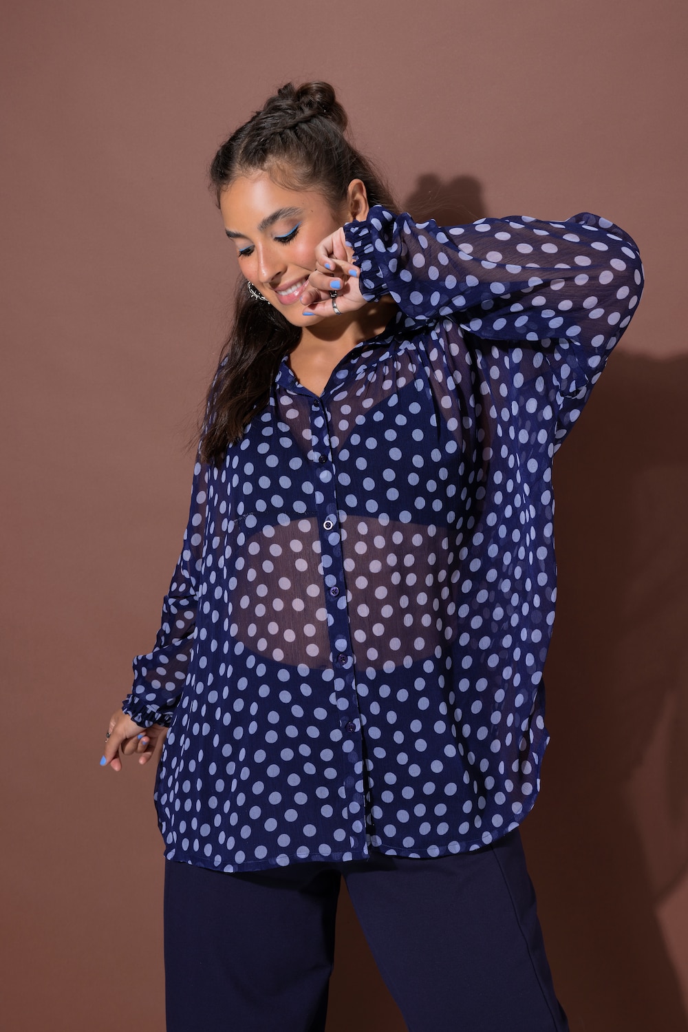 Chiffonblouse, oversized, stippen, lange mouwen