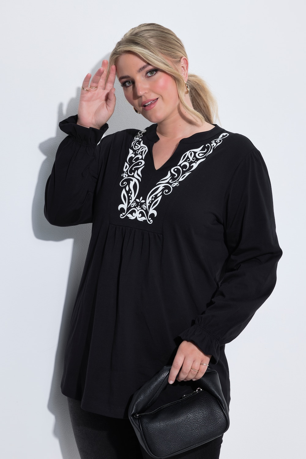 Longsleeve, A-Linie, Tunika-Ausschnitt, Spitzendruck