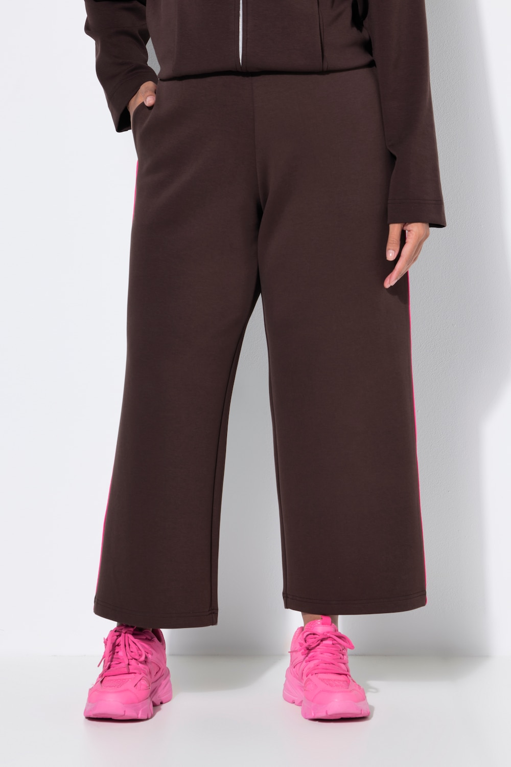 Jogginghose, Barrel-Schnitt, Elastikbund, Taschen