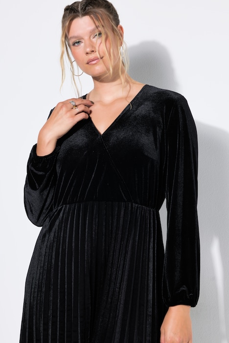 Robe plissée en velours, effet cache-cœur, manches longues