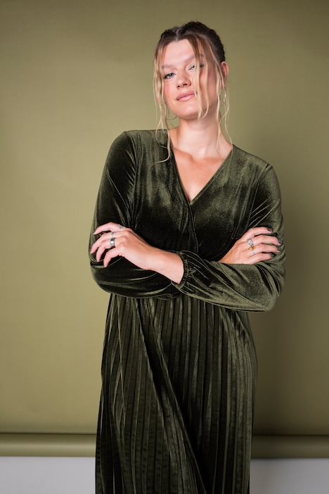 Robe plissée en velours, effet cache-cœur, manches longues