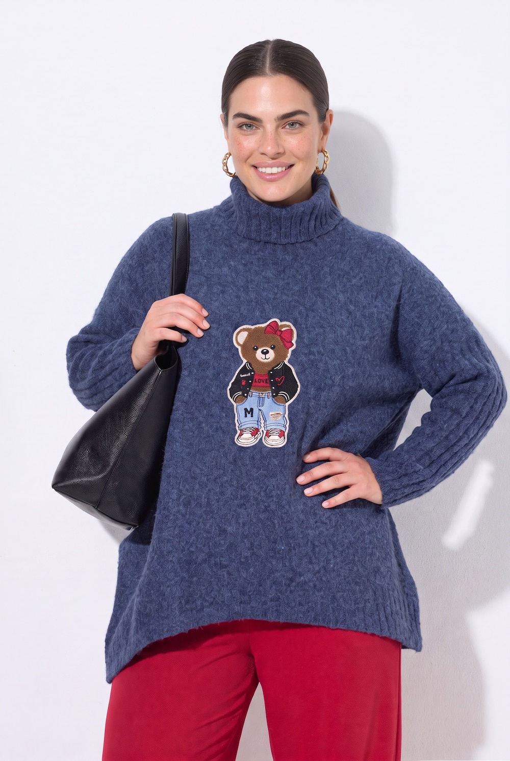 Rollkragenpullover, oversized A-Linie, Bären-Applikation