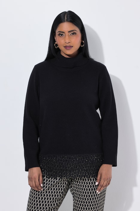 Pull avec large bordure en dentelle, col roulé en maille côtelée et manches longues