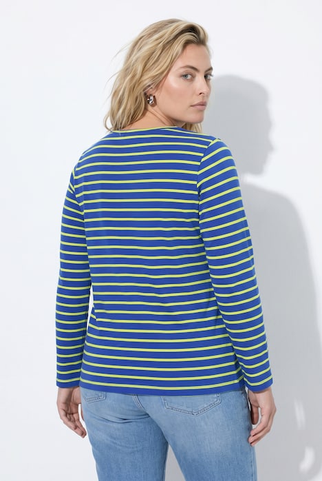 T-shirt rayé, cœur sur le buste, décolleté rond et manches 3/4, coupe Classic Fit