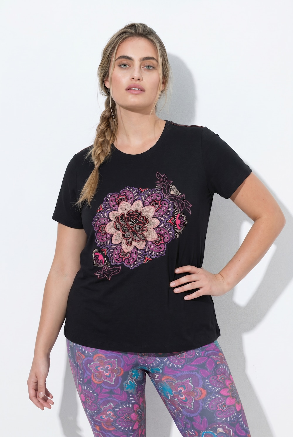 Shirt, Blumenmotiv, Rundhals, Halbarm