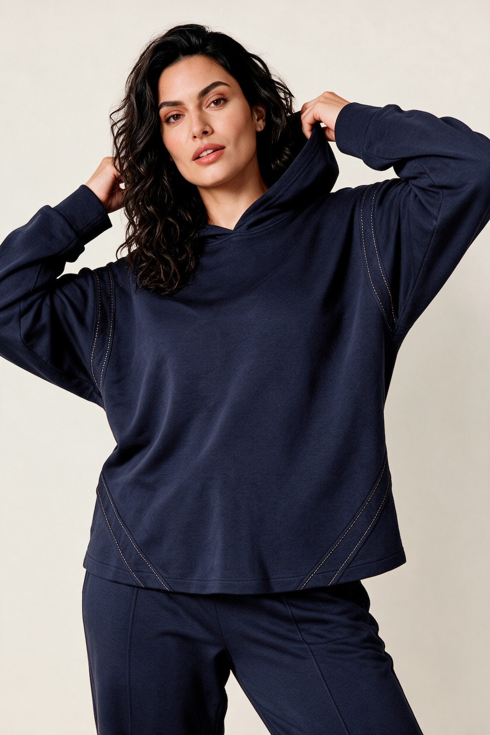 Soft-Hoodie, bequem, Schmuckkanten