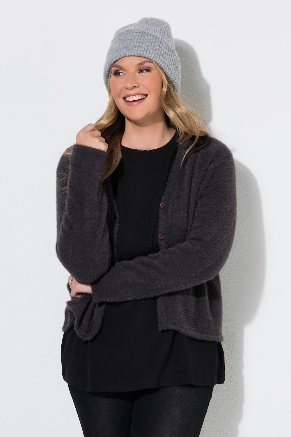 Cardigan, kort komfortpassform, fluffy strikk, lange ermer