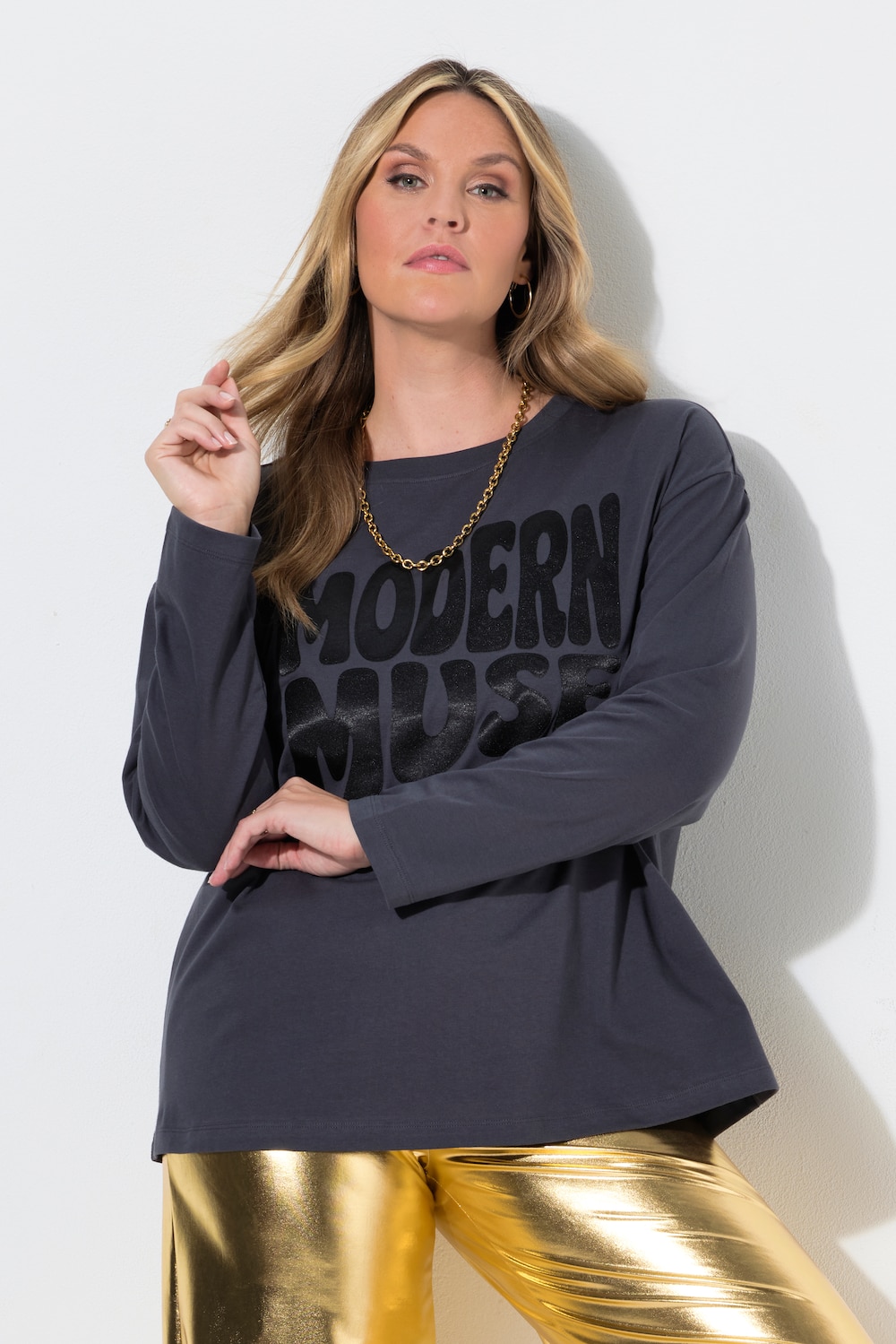 T-shirt met lange mouwen, boxy fit, satijnen opschrift