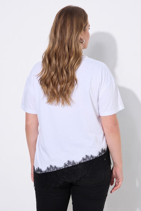 T-skjorte, rett passform, asymmetrisk blondekant