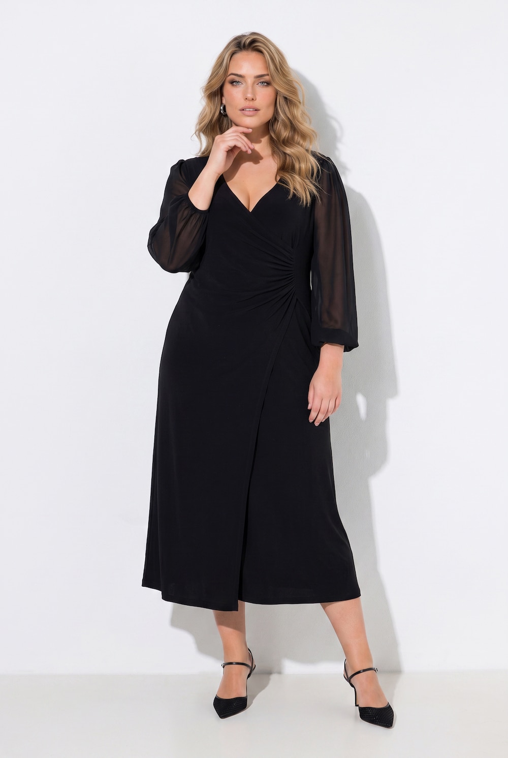 Maxi-jerseykjole, slim pasform, slå-om-look, lange chiffon-ærmer