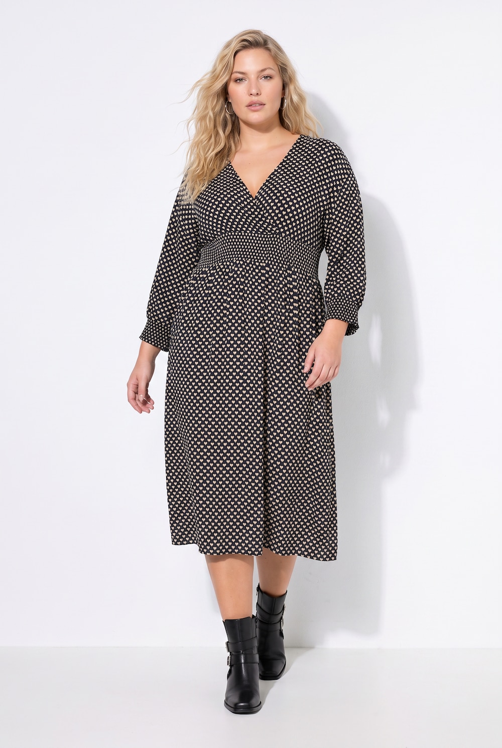 Kleid, bequeme Passform, elastische Taille