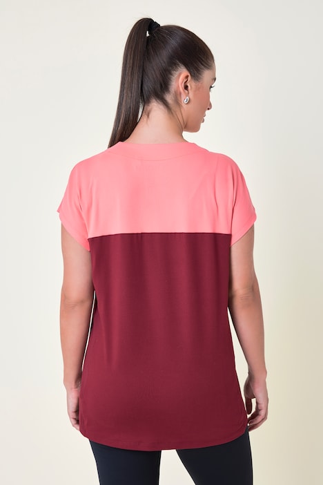 T-shirt technique, coupe Slim Fit, esprit « colour blocking » et empiècements en mesh, séchage rapide